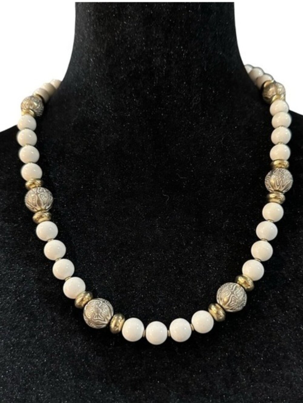 Necklace White Gold Tone Beaded Vintage 24 Inch Length